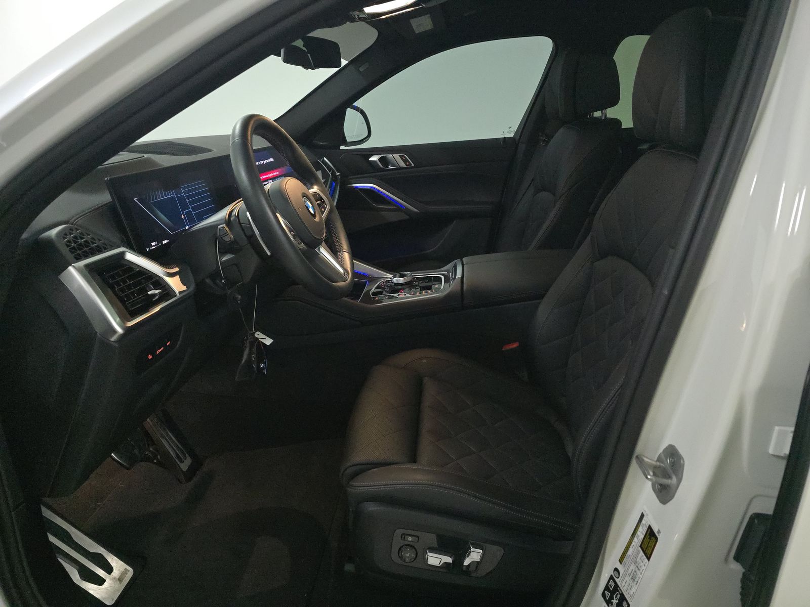 2025 BMW X6 M60i xDrive AWD