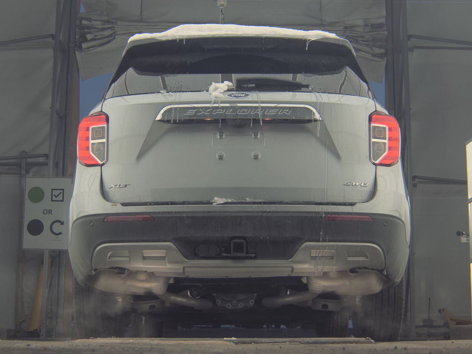 2023 Ford Explorer XLT AWD