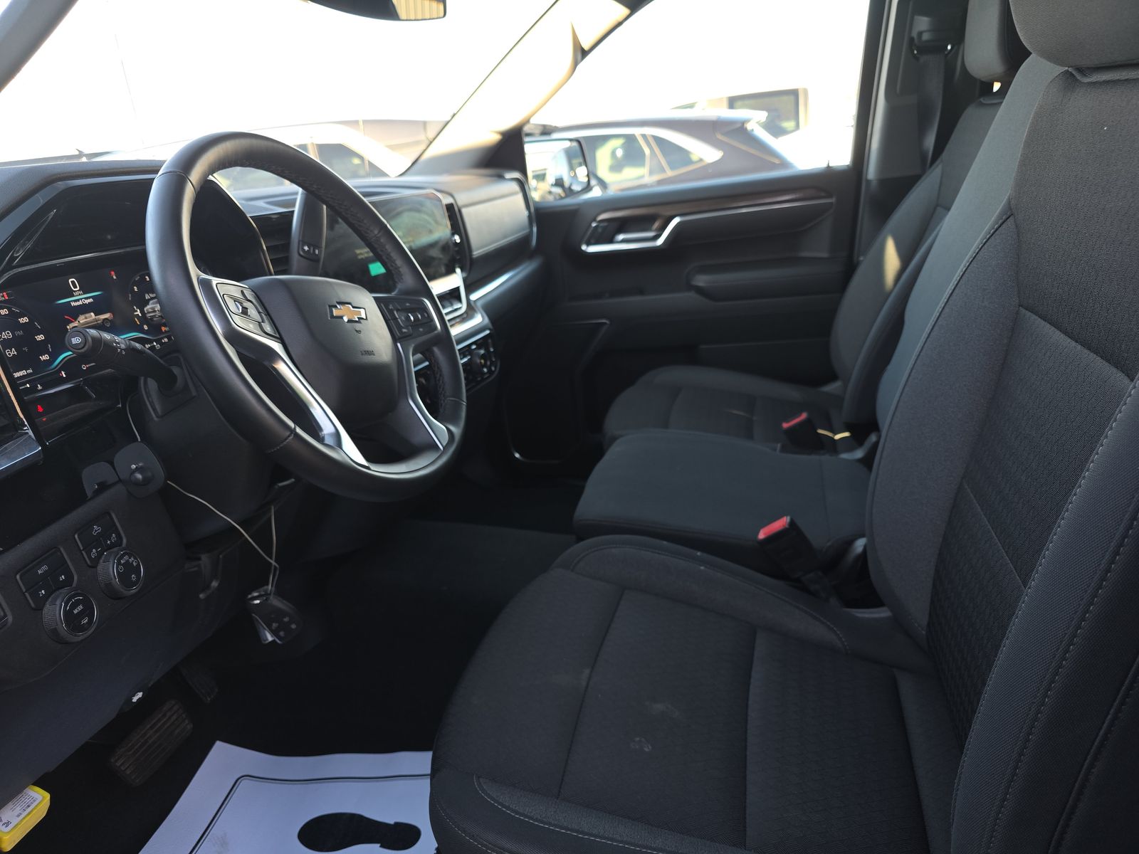 2025 Chevrolet Silverado 1500 LT AWD