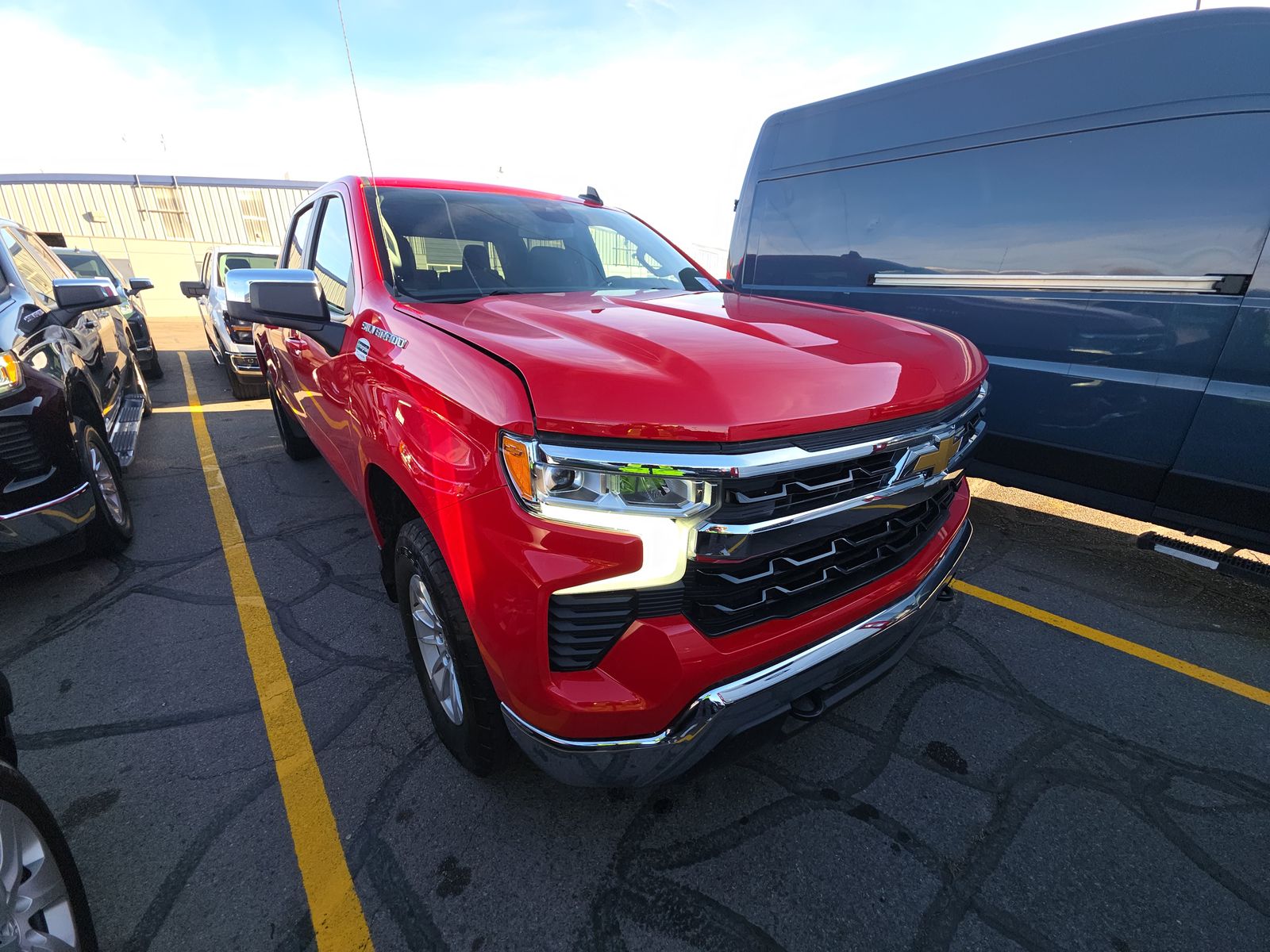 2025 Chevrolet Silverado 1500 LT AWD