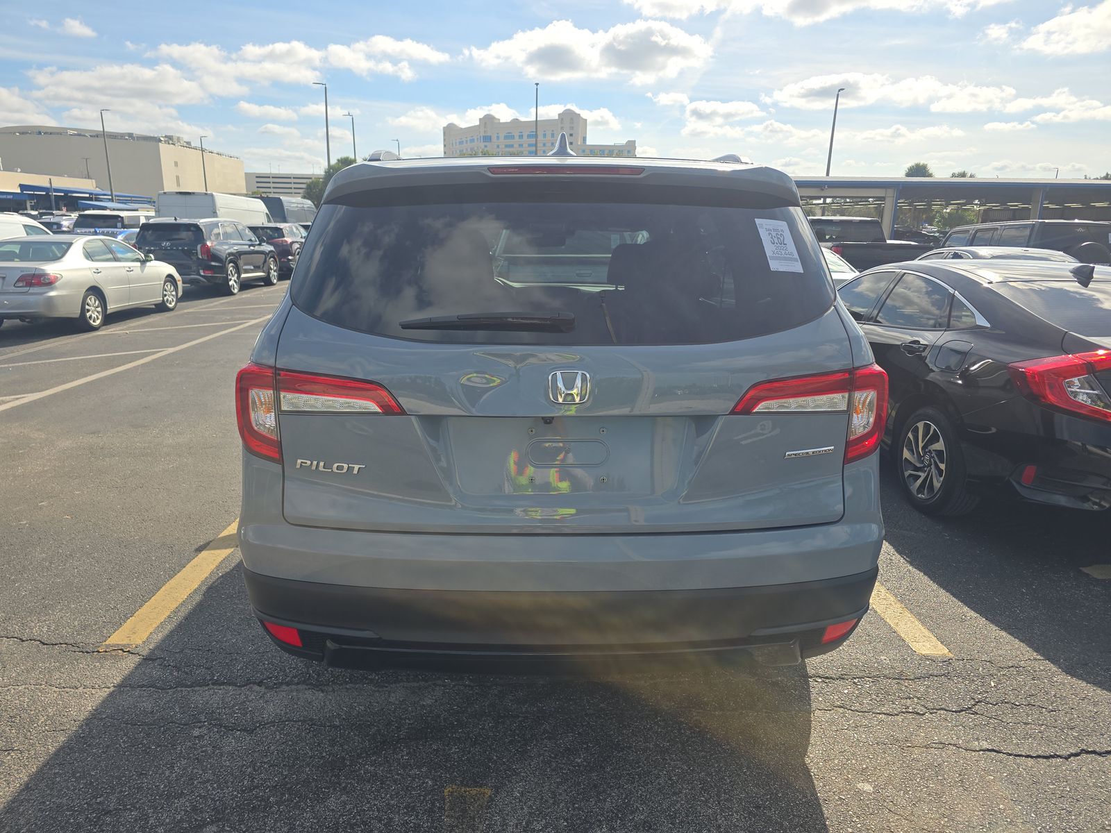 2022 Honda Pilot Special Edition FWD