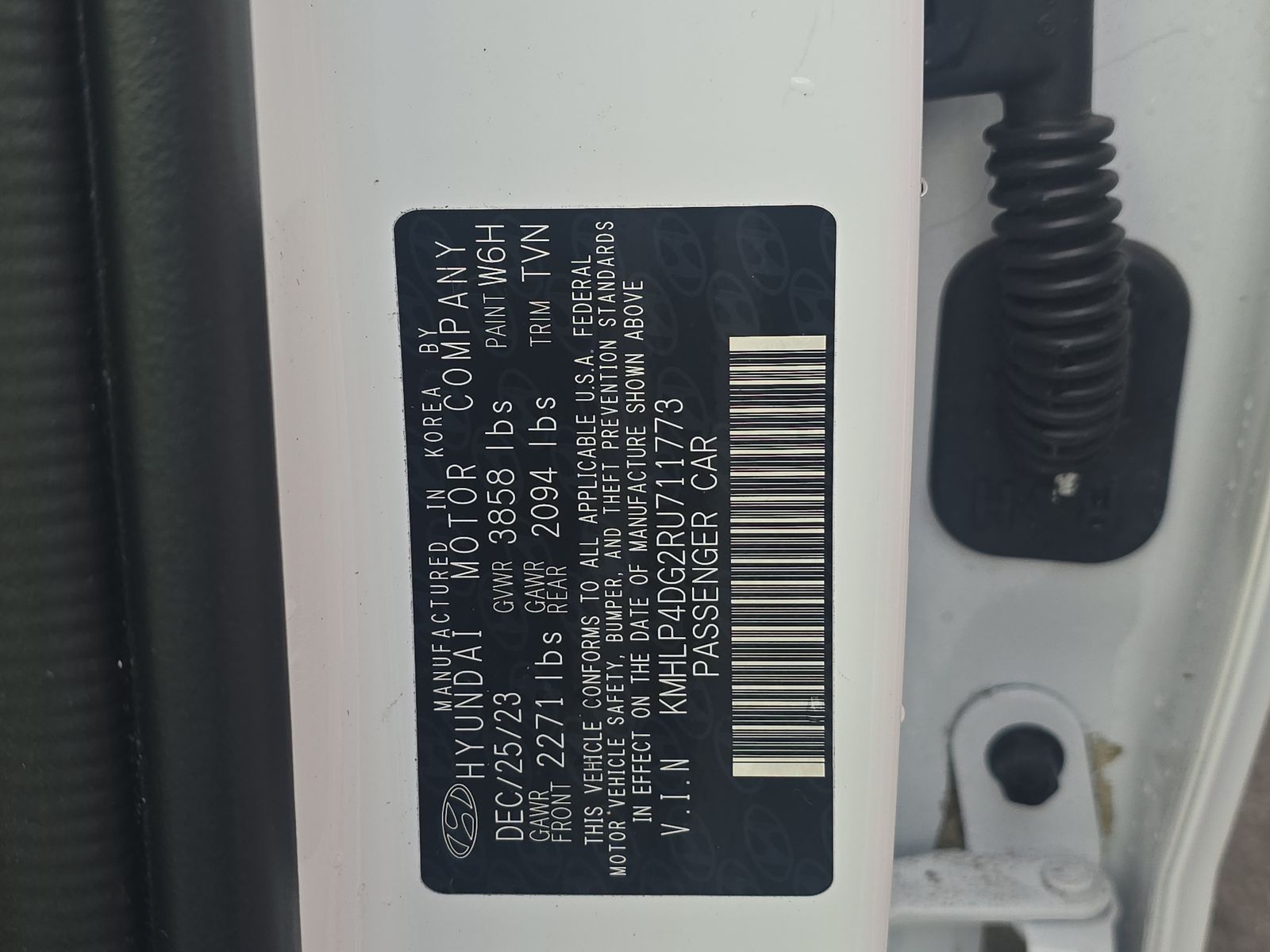 2024 Hyundai Elantra Limited FWD