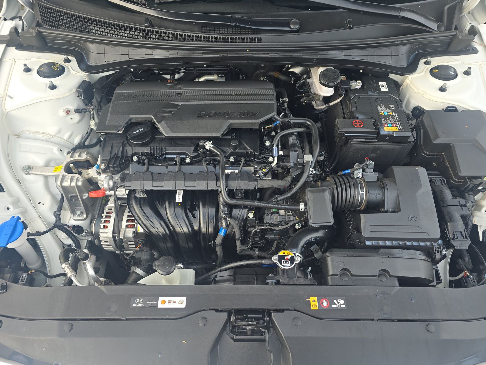 2024 Hyundai Elantra Limited FWD