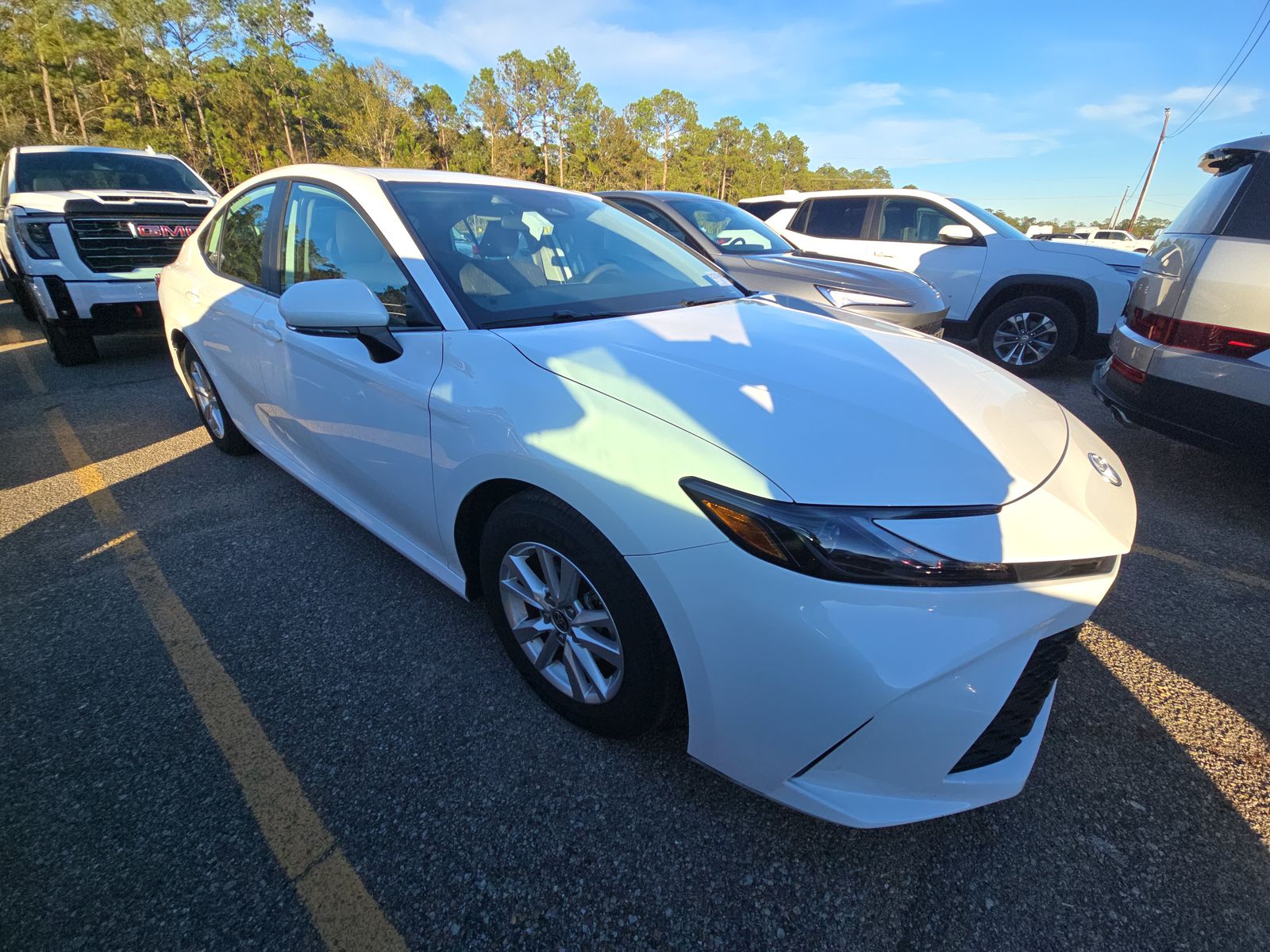 2025 Toyota Camry LE FWD