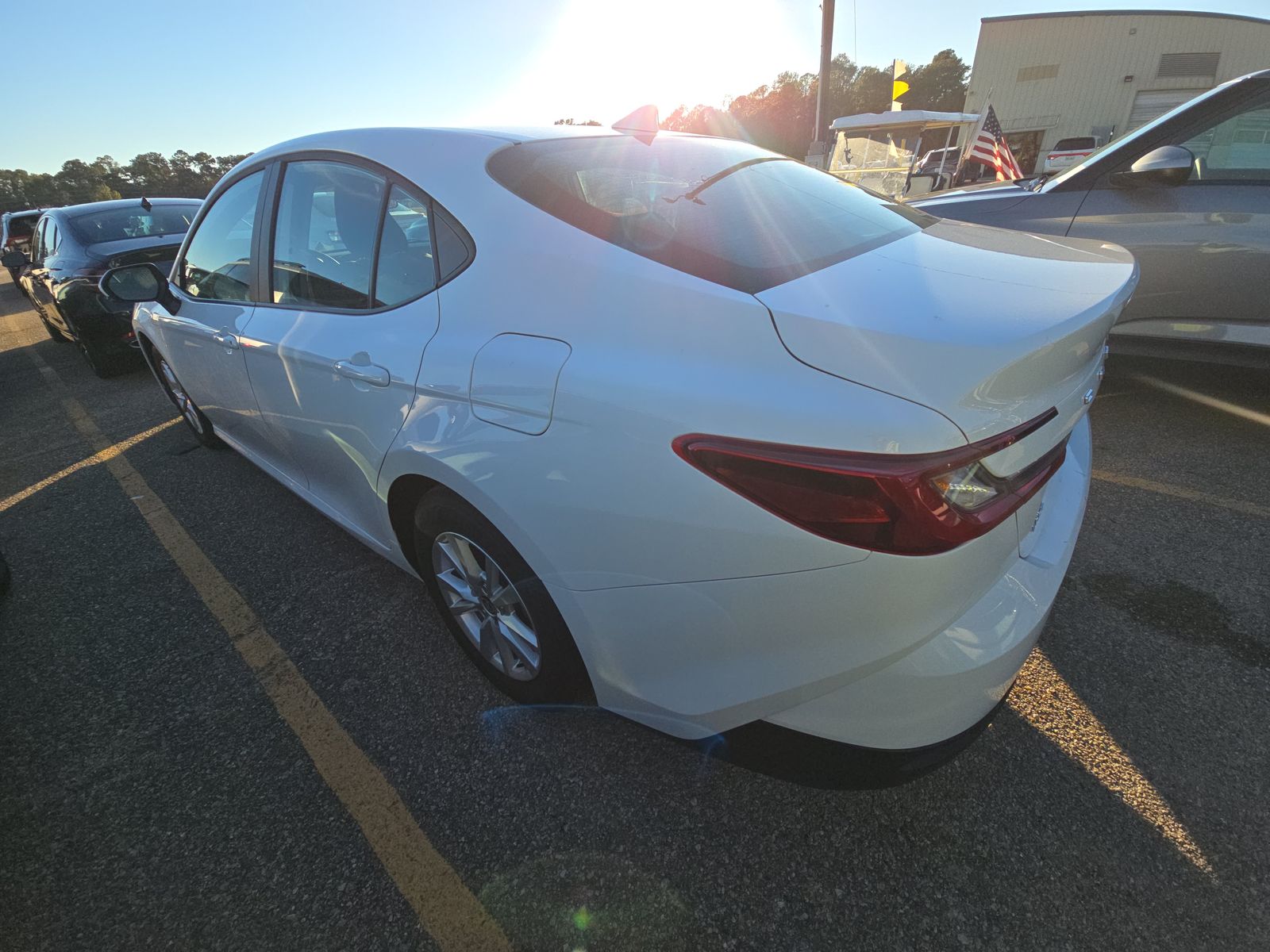 2025 Toyota Camry LE FWD