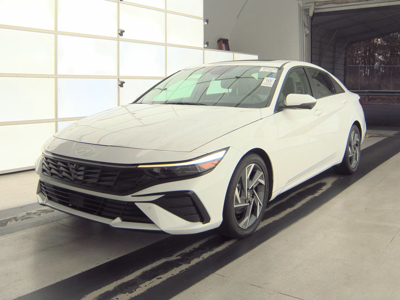 2024 Hyundai Elantra Limited FWD