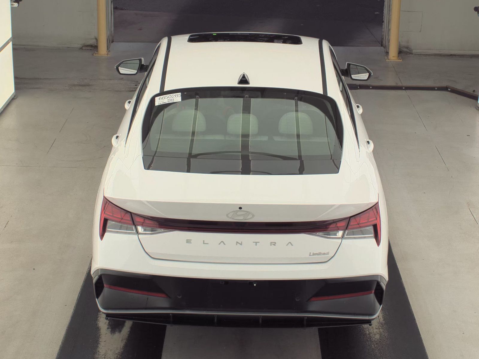 2024 Hyundai Elantra Limited FWD