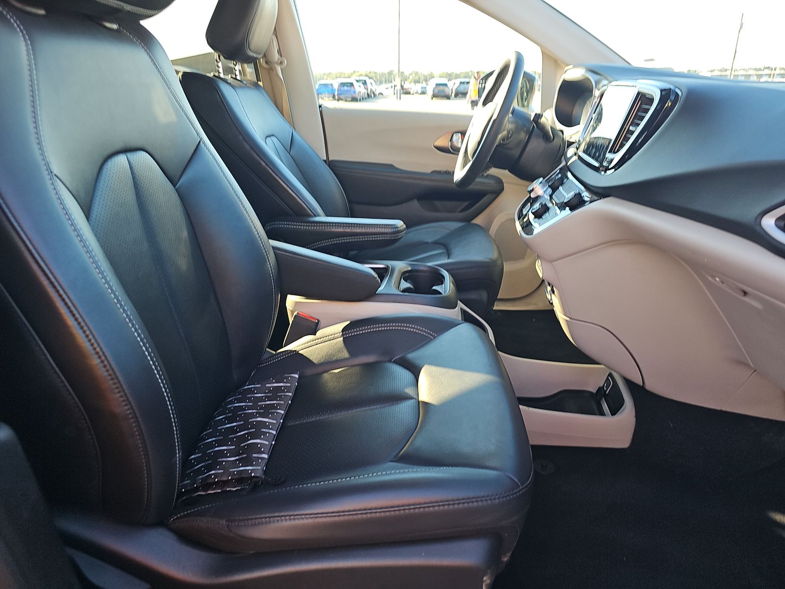 2024 Chrysler Pacifica Touring L FWD