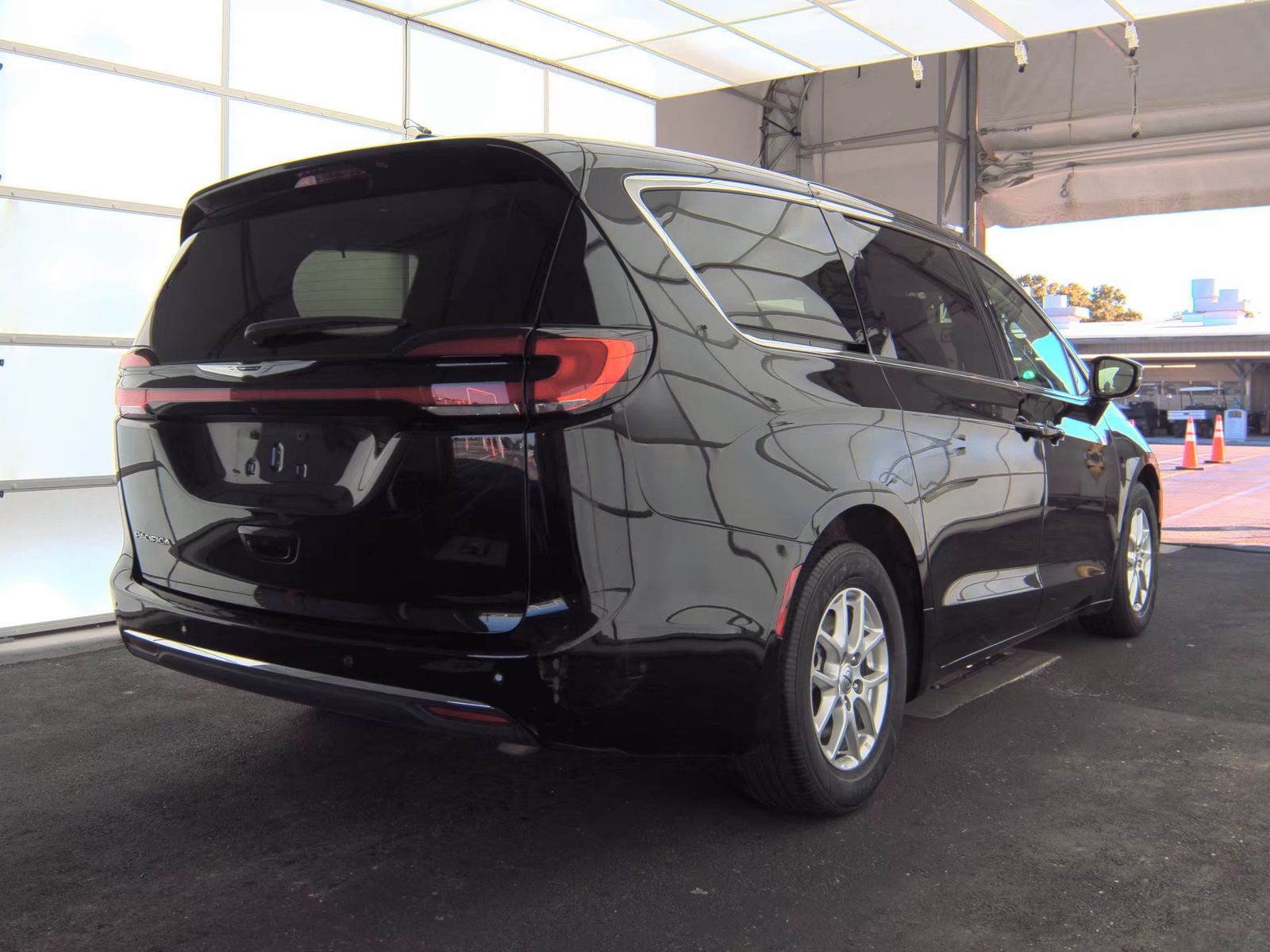 2024 Chrysler Pacifica Touring L FWD