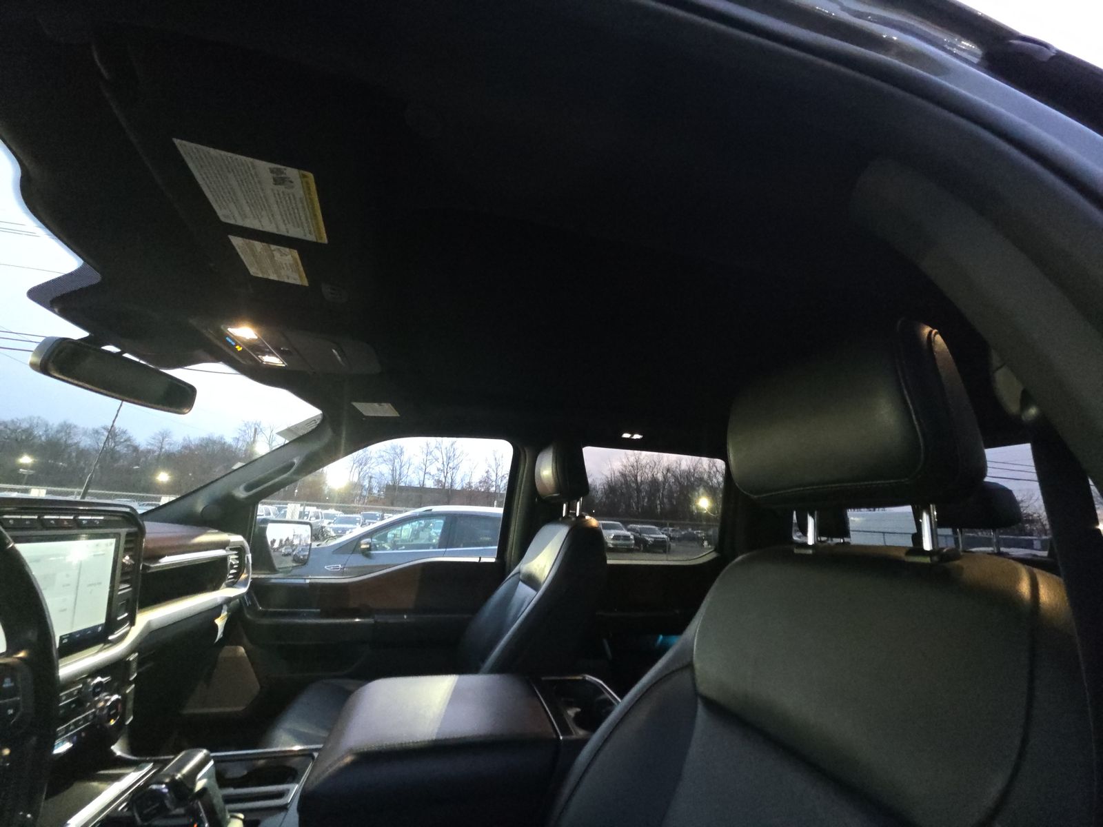 2022 Ford F-150 Hybrid Lariat AWD