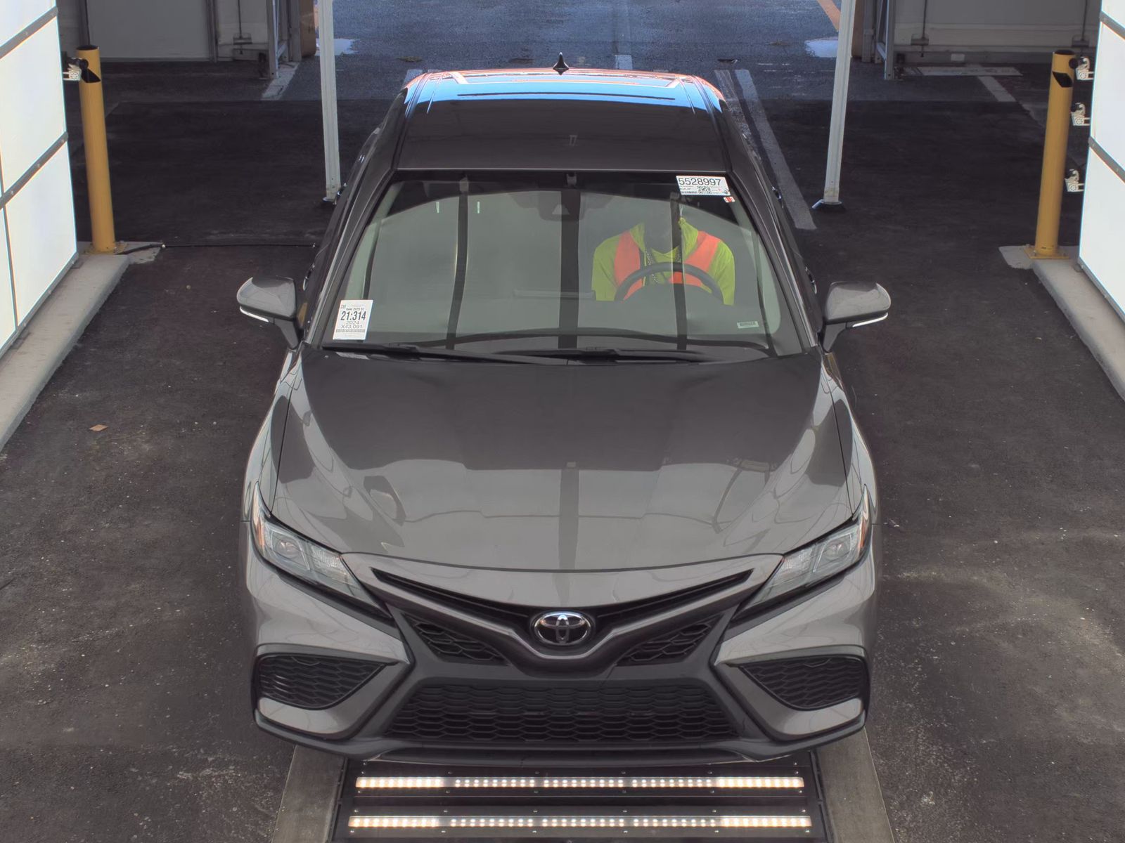 2024 Toyota Camry SE FWD