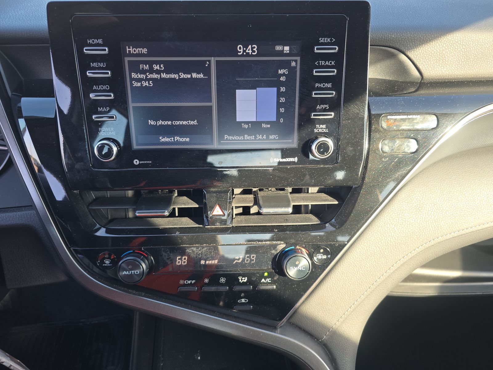 2024 Toyota Camry SE FWD