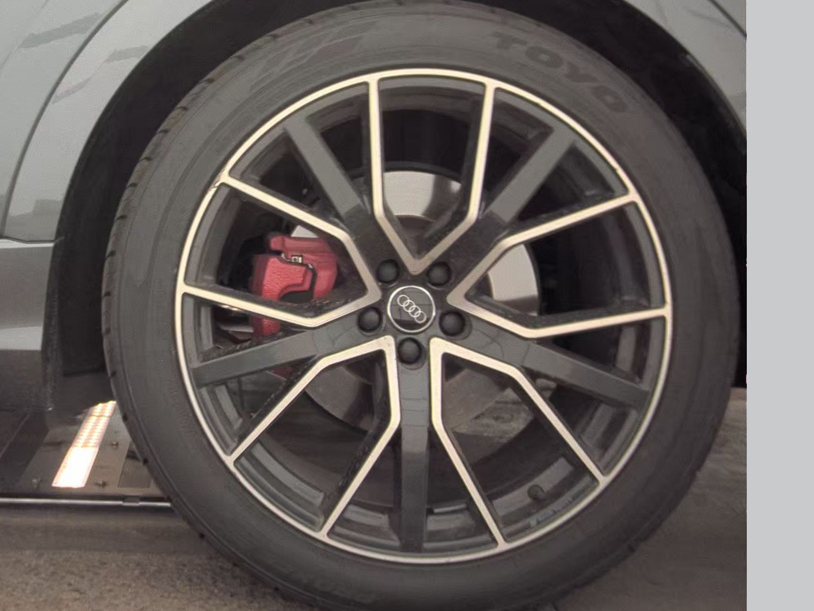 2019 Audi Q8 Premium Plus AWD