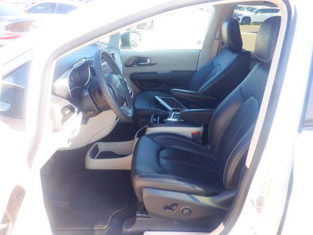 2024 Chrysler Pacifica Touring L FWD