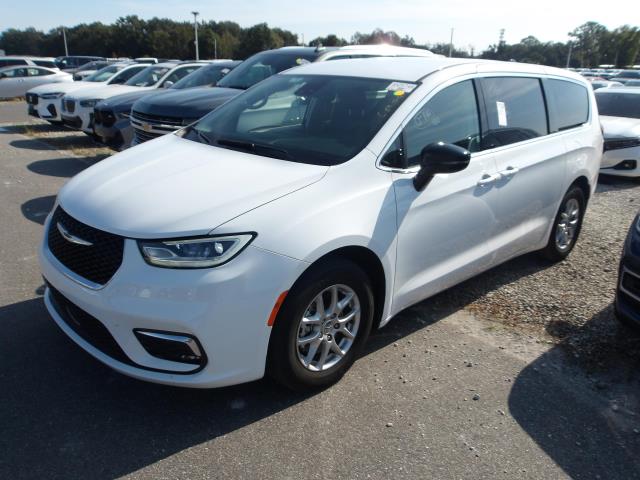 2024 Chrysler Pacifica Touring L FWD