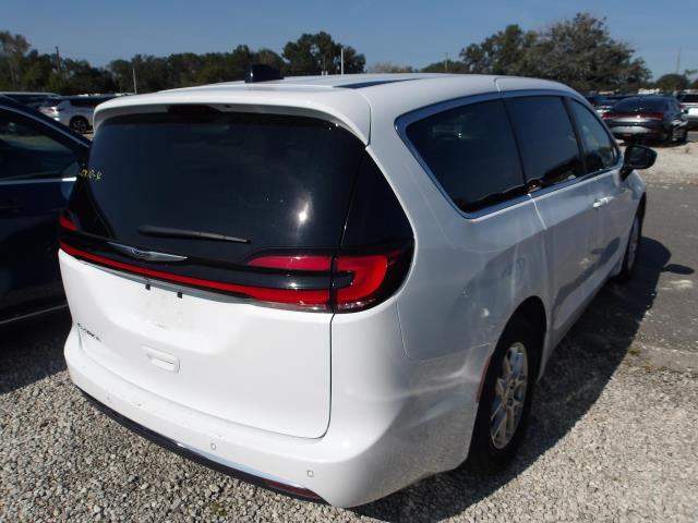 2024 Chrysler Pacifica Touring L FWD