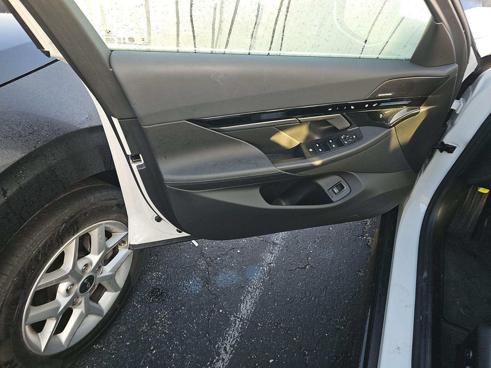 2025 BMW 5 Series 530i xDrive AWD