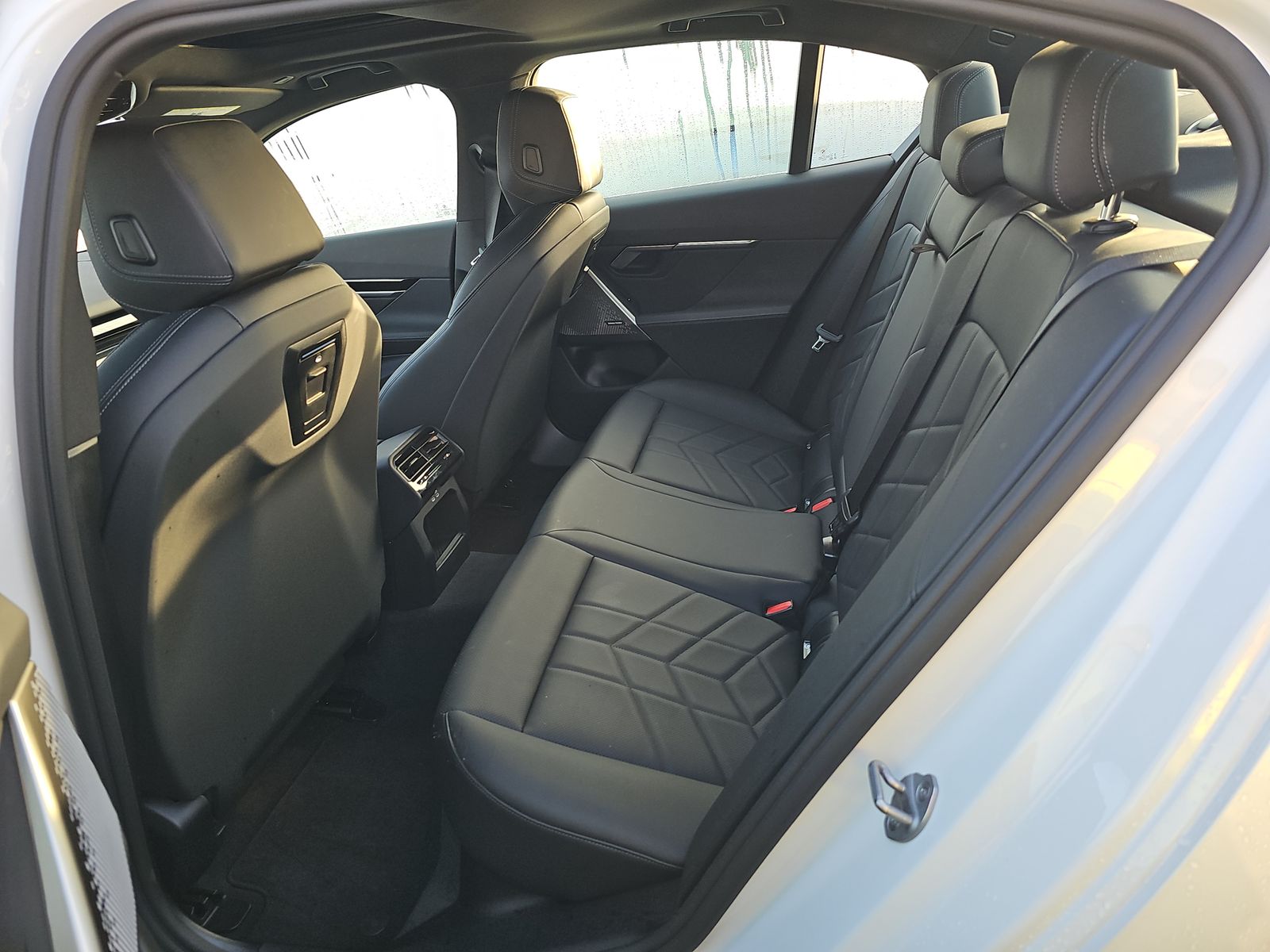 2025 BMW 5 Series 530i xDrive AWD