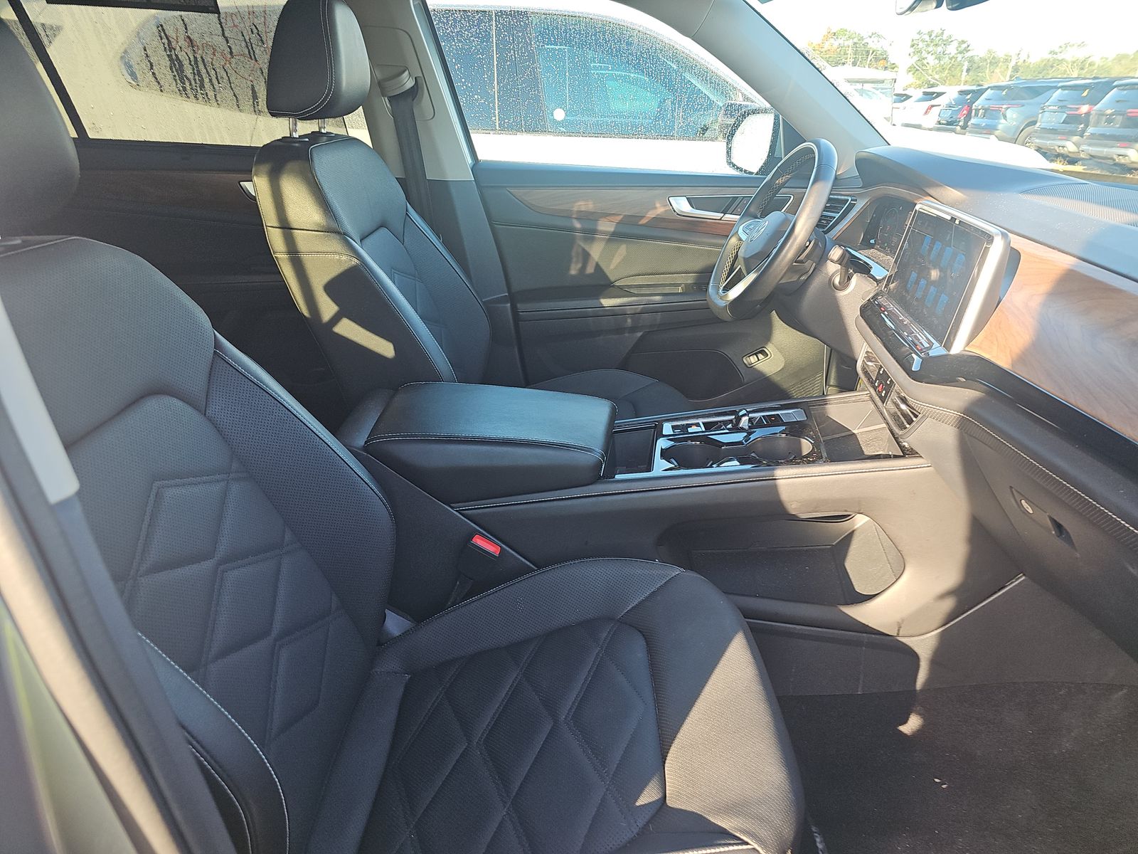 2024 Volkswagen Atlas 2.0T SE AWD