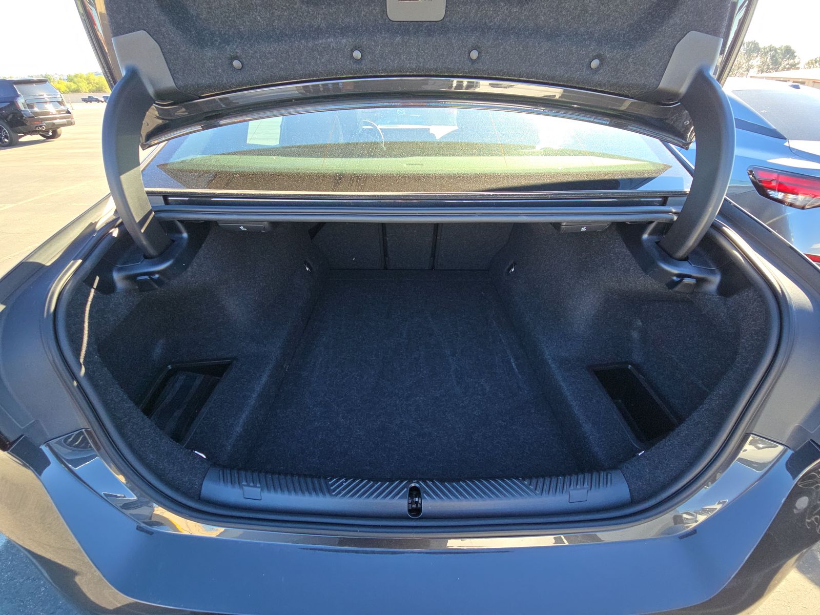 2025 BMW 5 Series 530i xDrive AWD