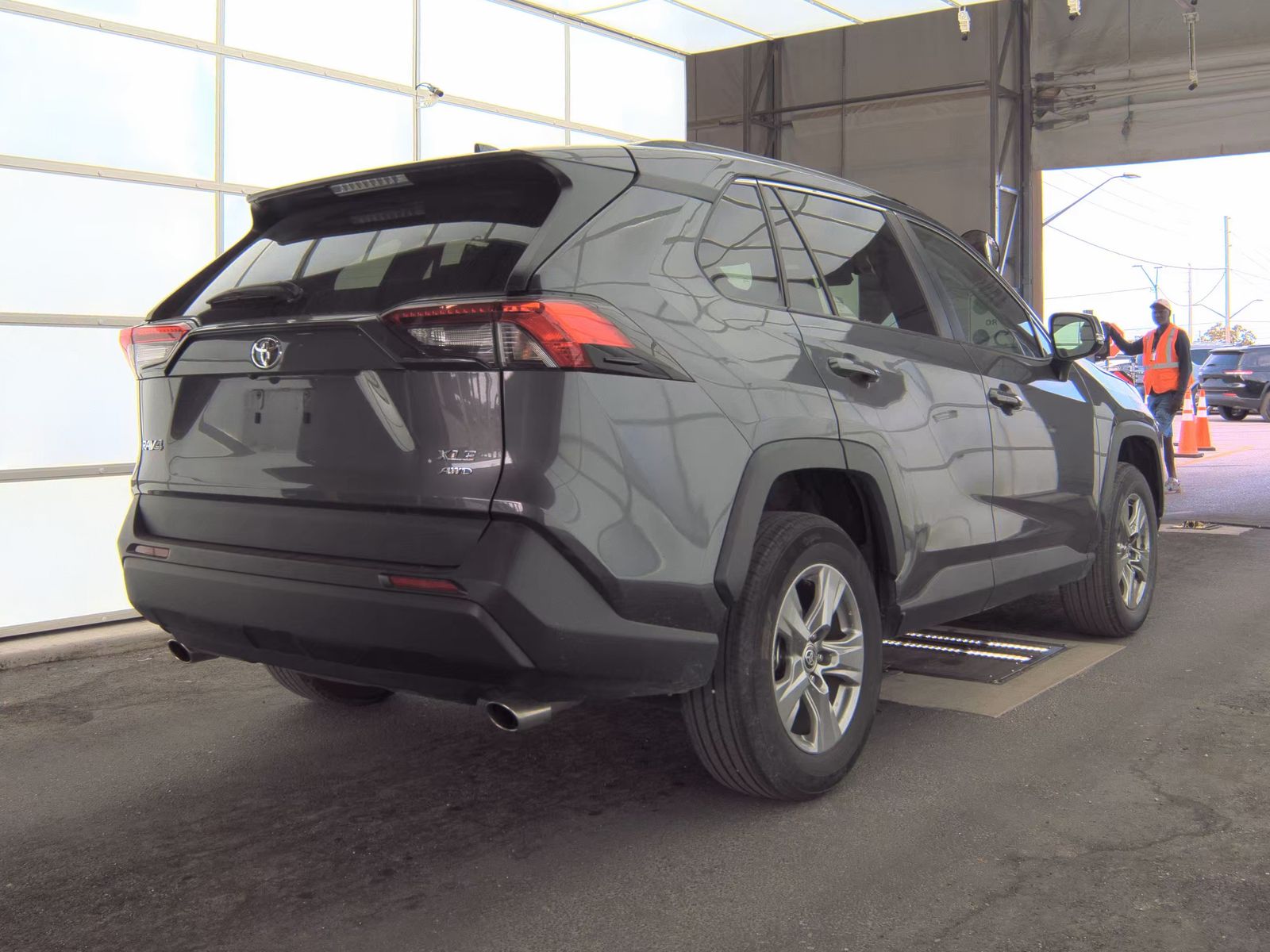 2024 Toyota RAV4 XLE AWD