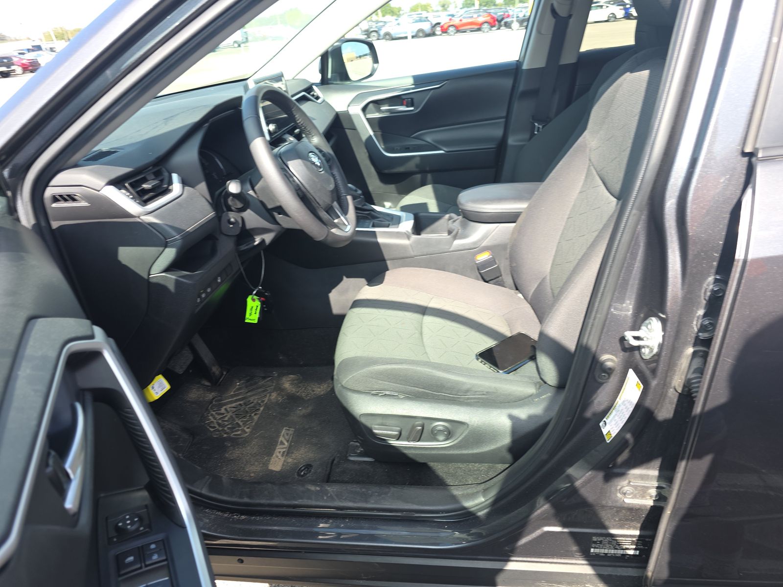 2024 Toyota RAV4 XLE AWD