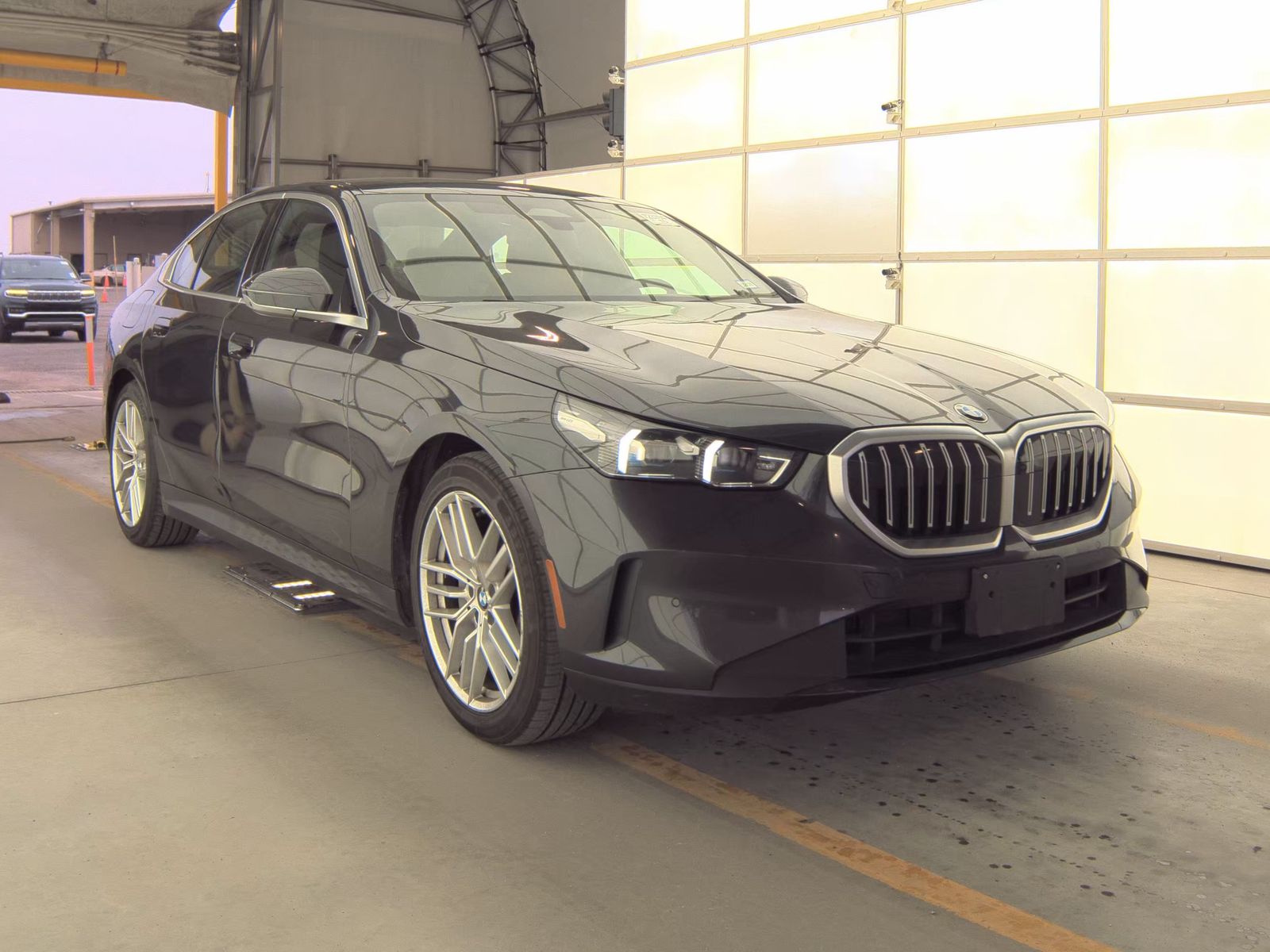 2025 BMW 5 Series 530i RWD