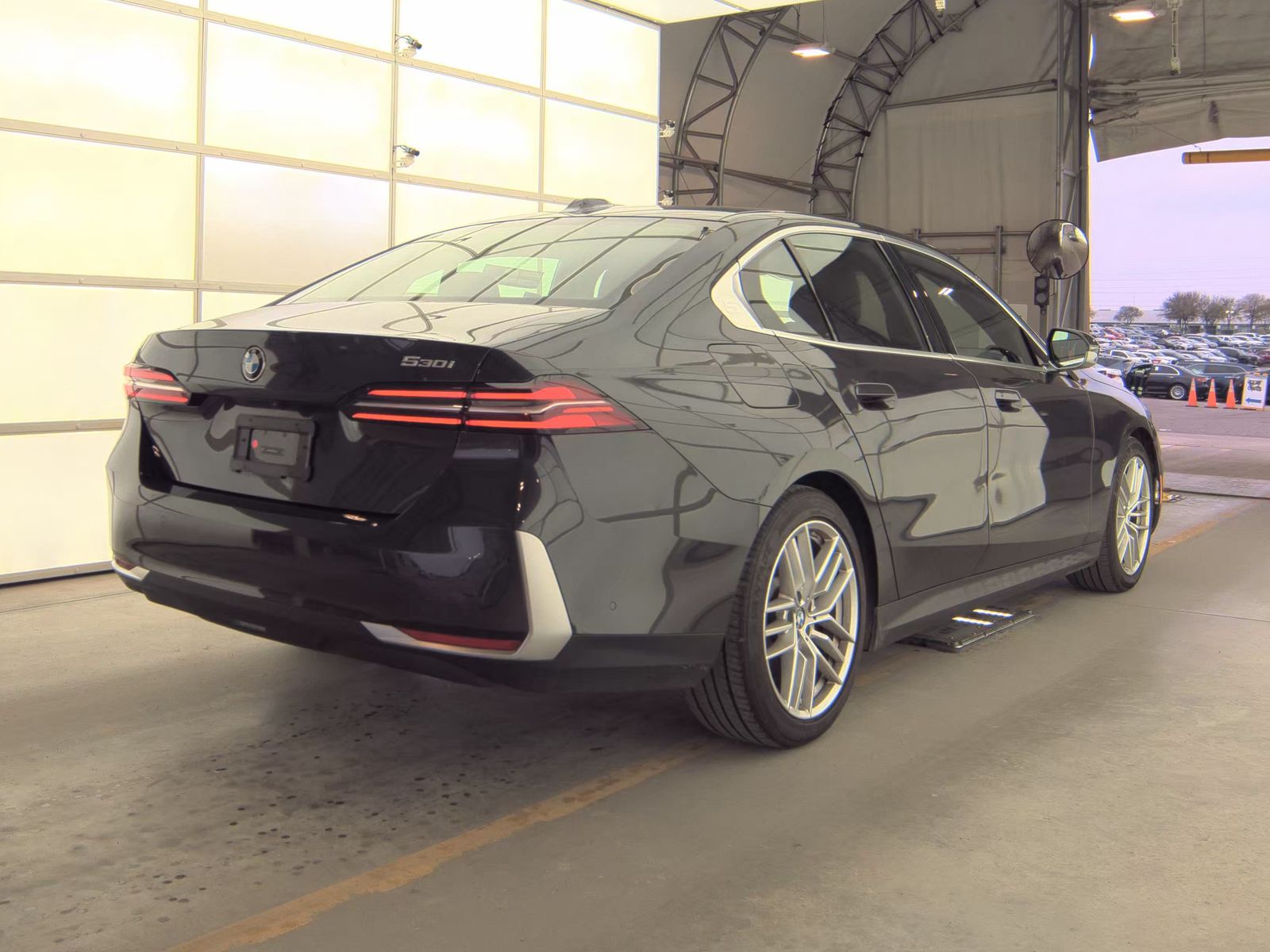 2025 BMW 5 Series 530i RWD