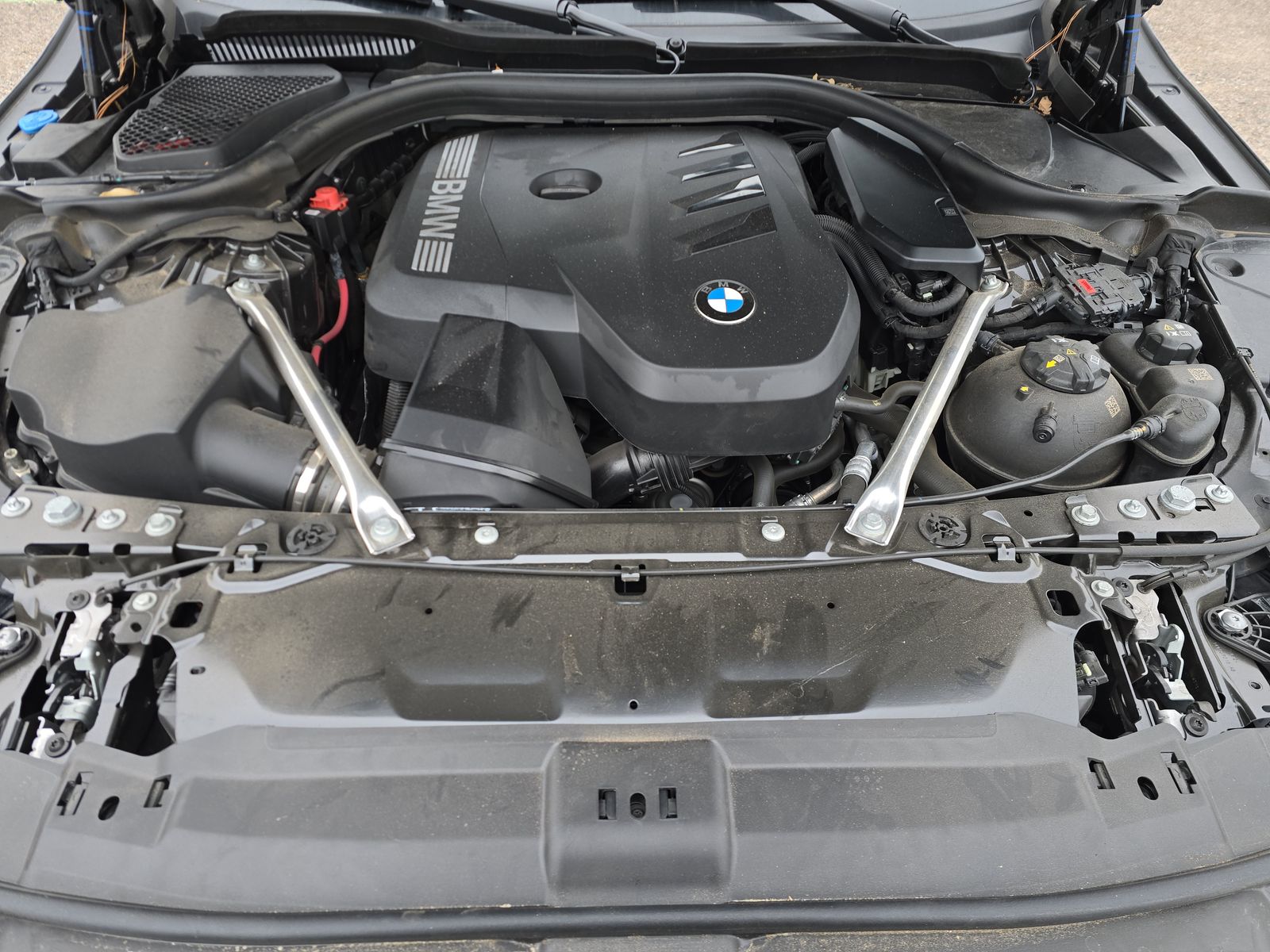 2025 BMW 5 Series 530i RWD