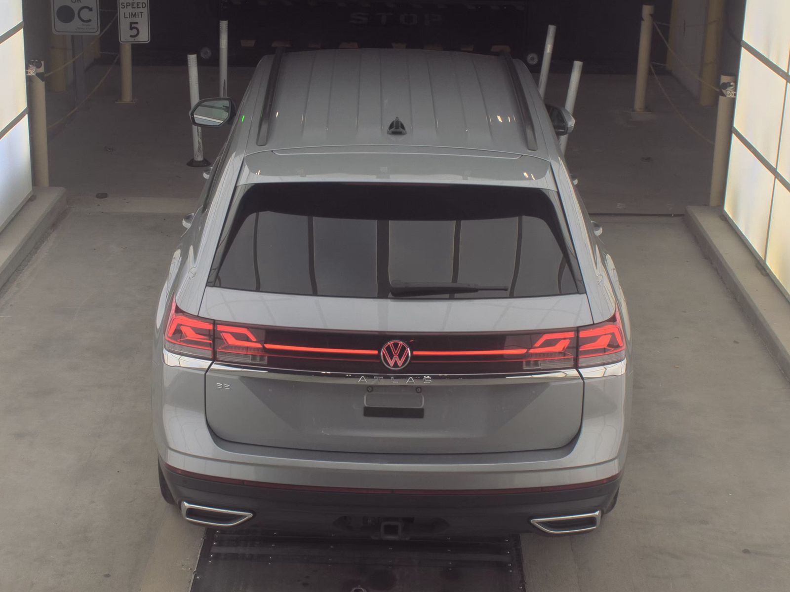 2024 Volkswagen Atlas 2.0T SE FWD