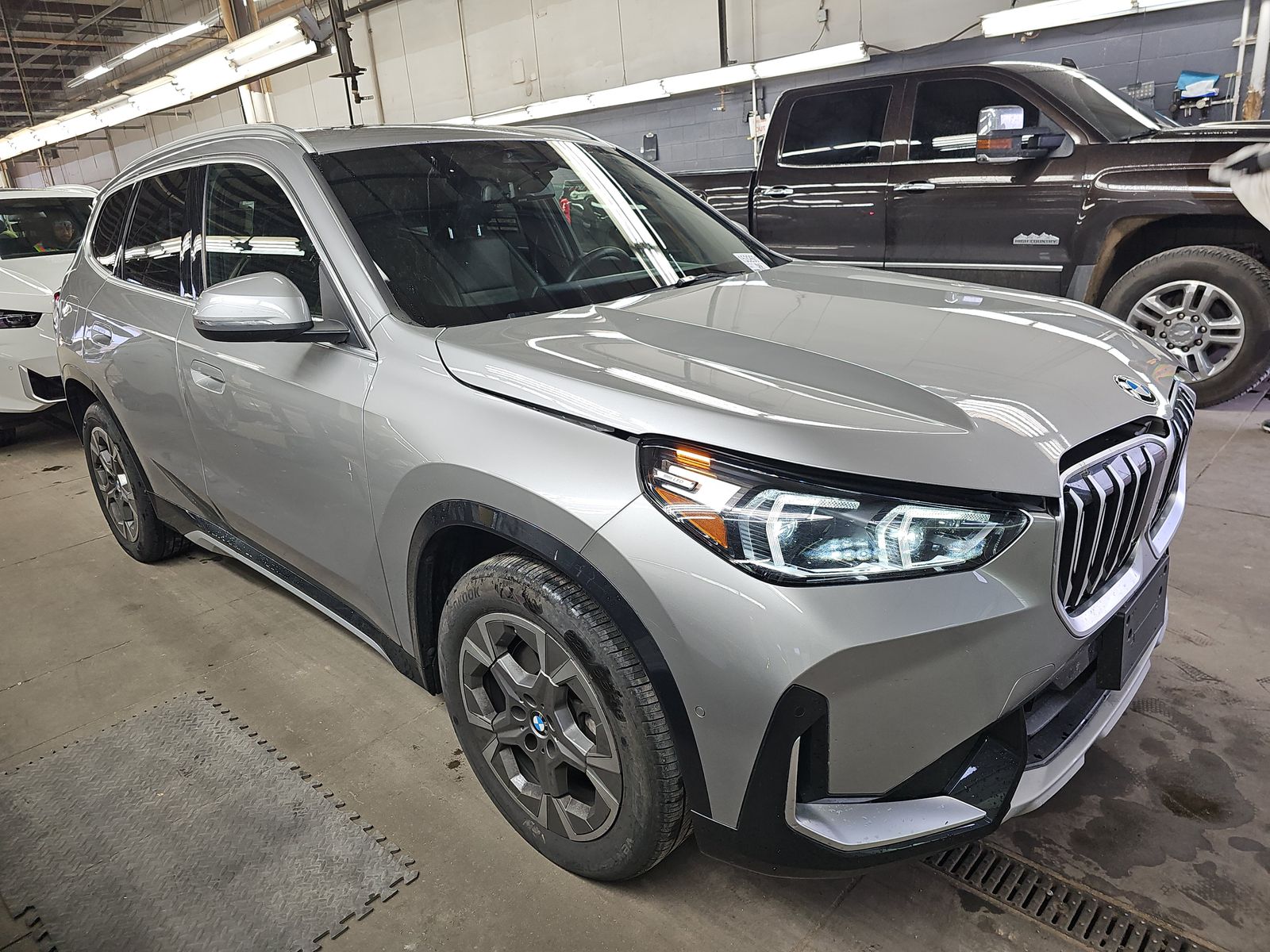 2025 BMW X1 xDrive28i AWD