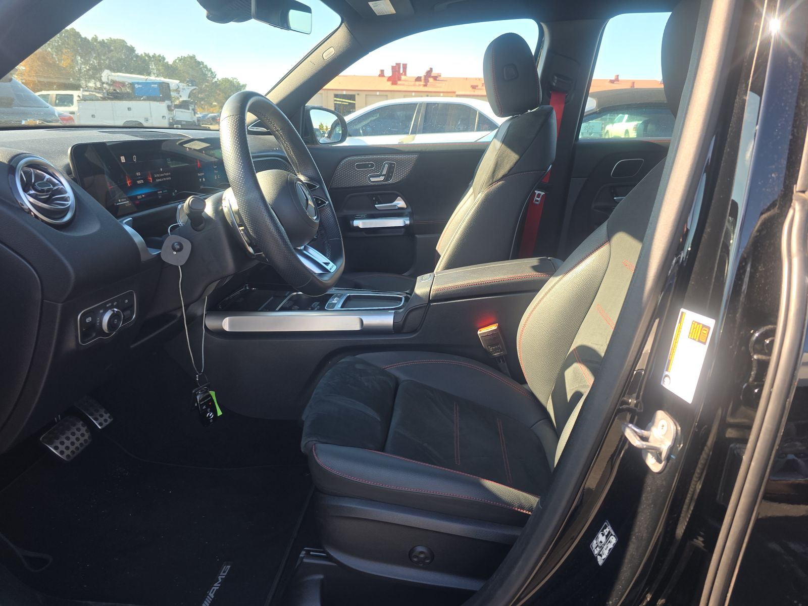 2025 Mercedes-Benz GLB AMG GLB 35 AWD