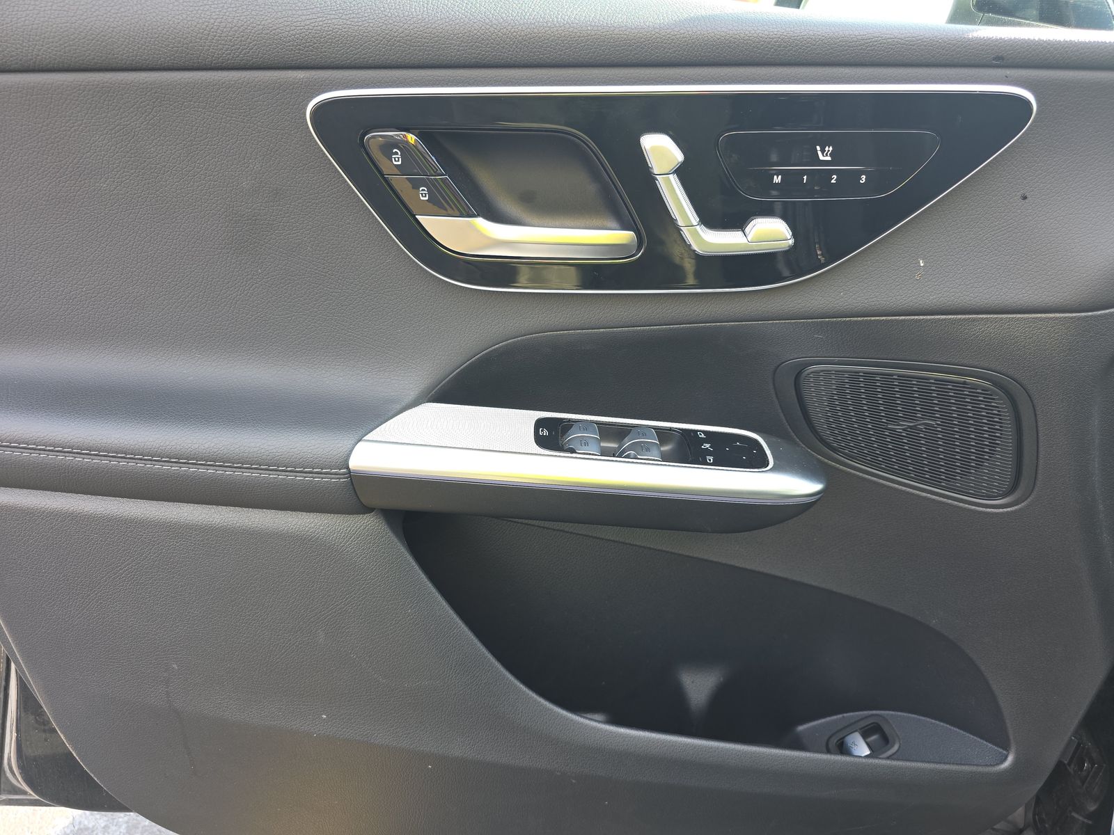 2025 Mercedes-Benz GLC GLC 300 AWD