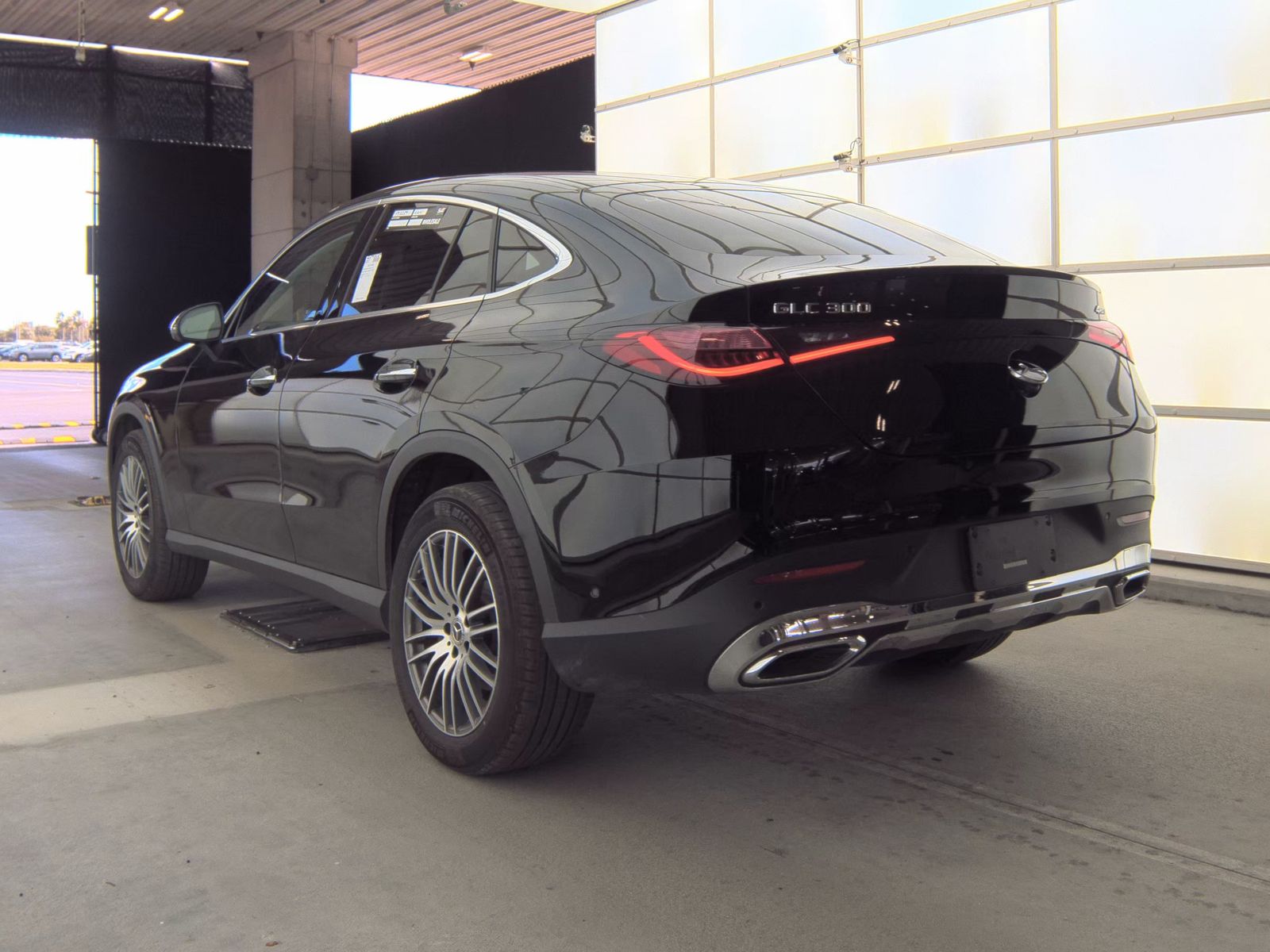 2025 Mercedes-Benz GLC GLC 300 AWD