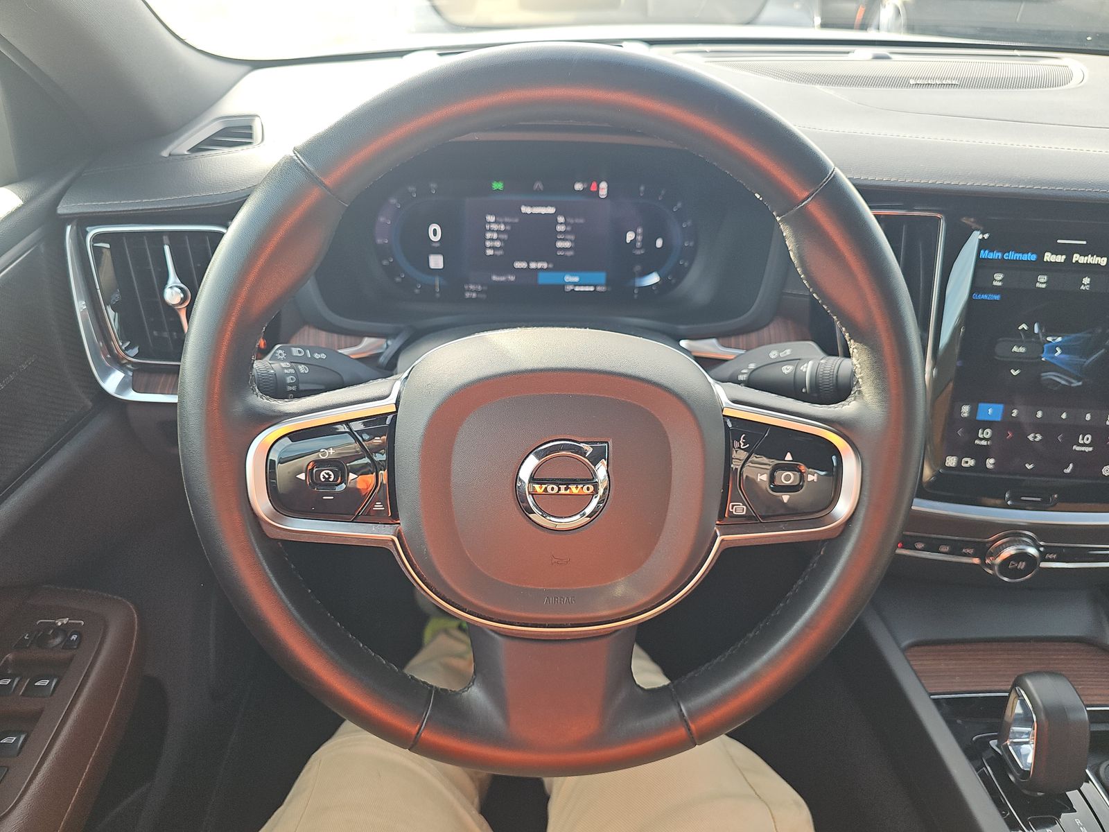 2024 Volvo S60 B5 Ultimate AWD