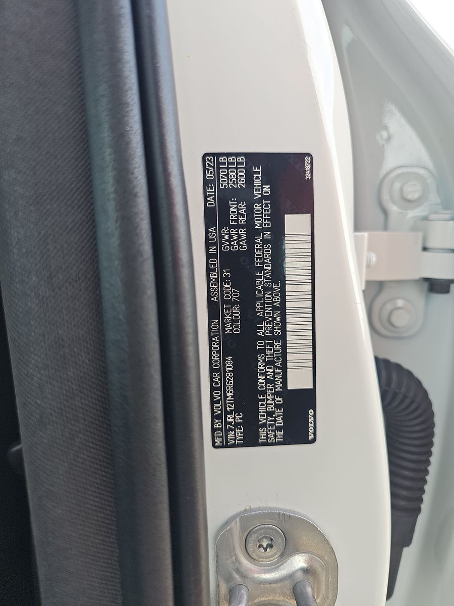 2024 Volvo S60 B5 Ultimate AWD