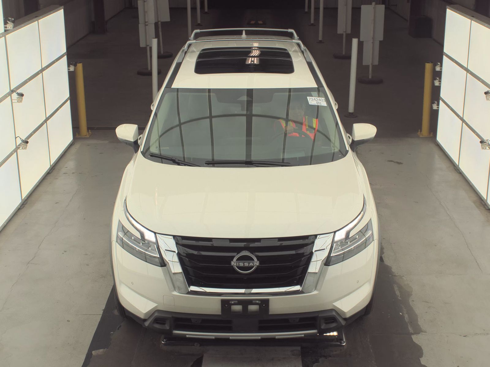 2024 Nissan Pathfinder Platinum FWD