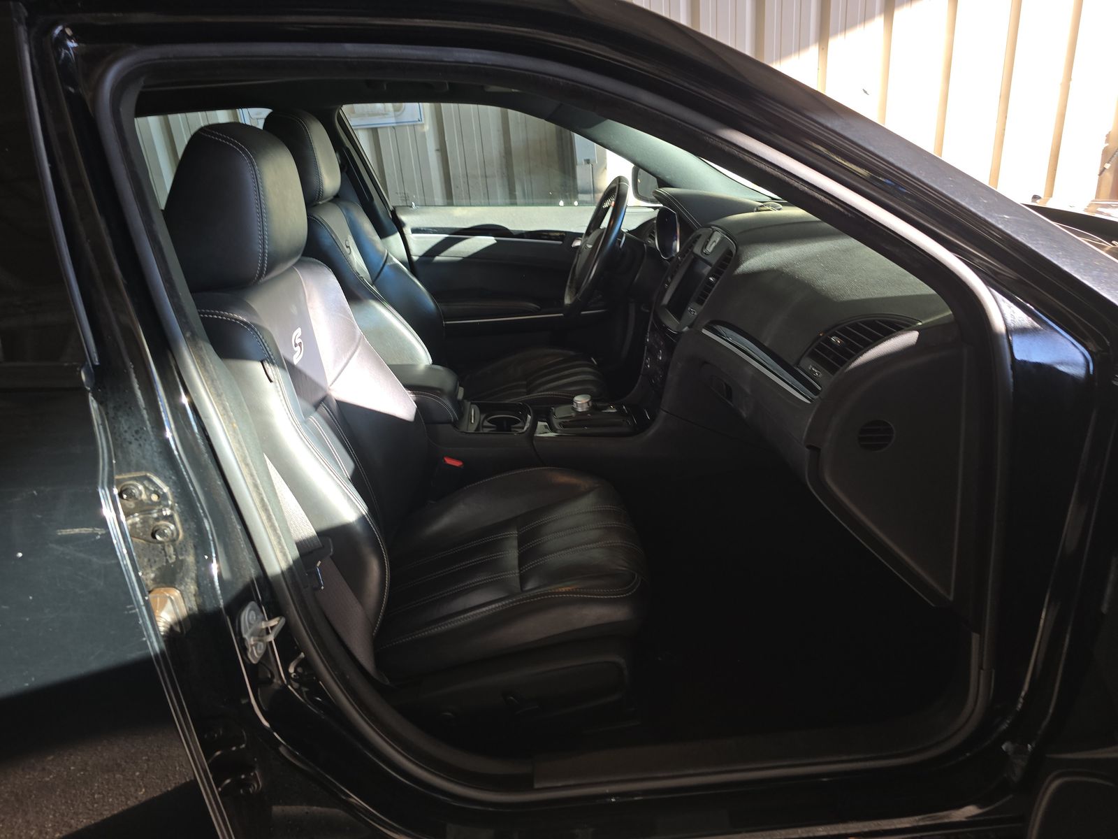 2022 Chrysler 300 S RWD