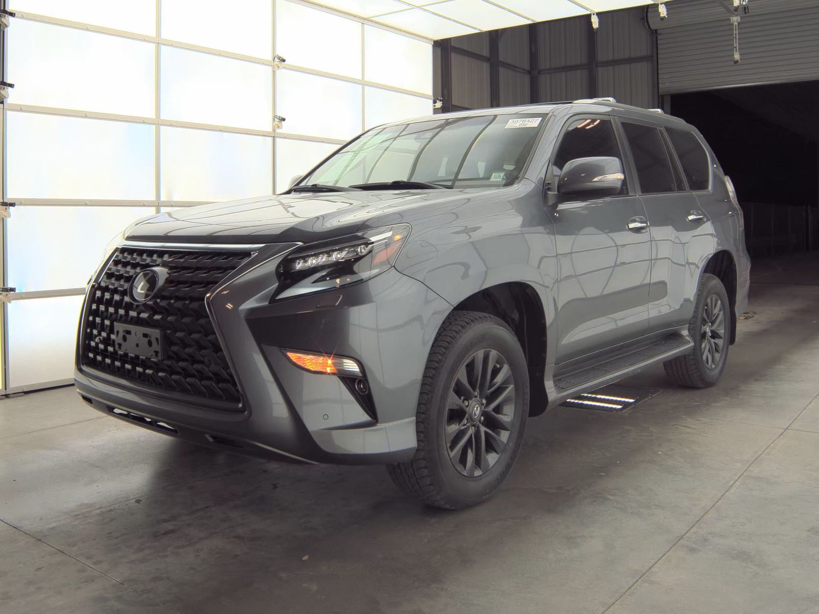 2023 Lexus GX PREMIUM's photo