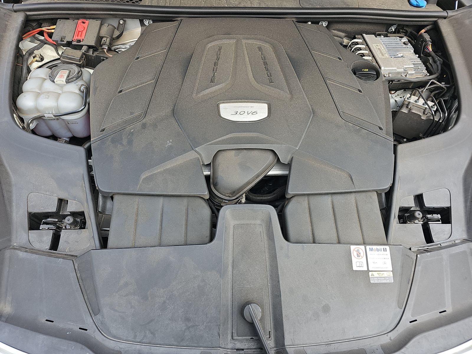 2023 Porsche Cayenne Base AWD