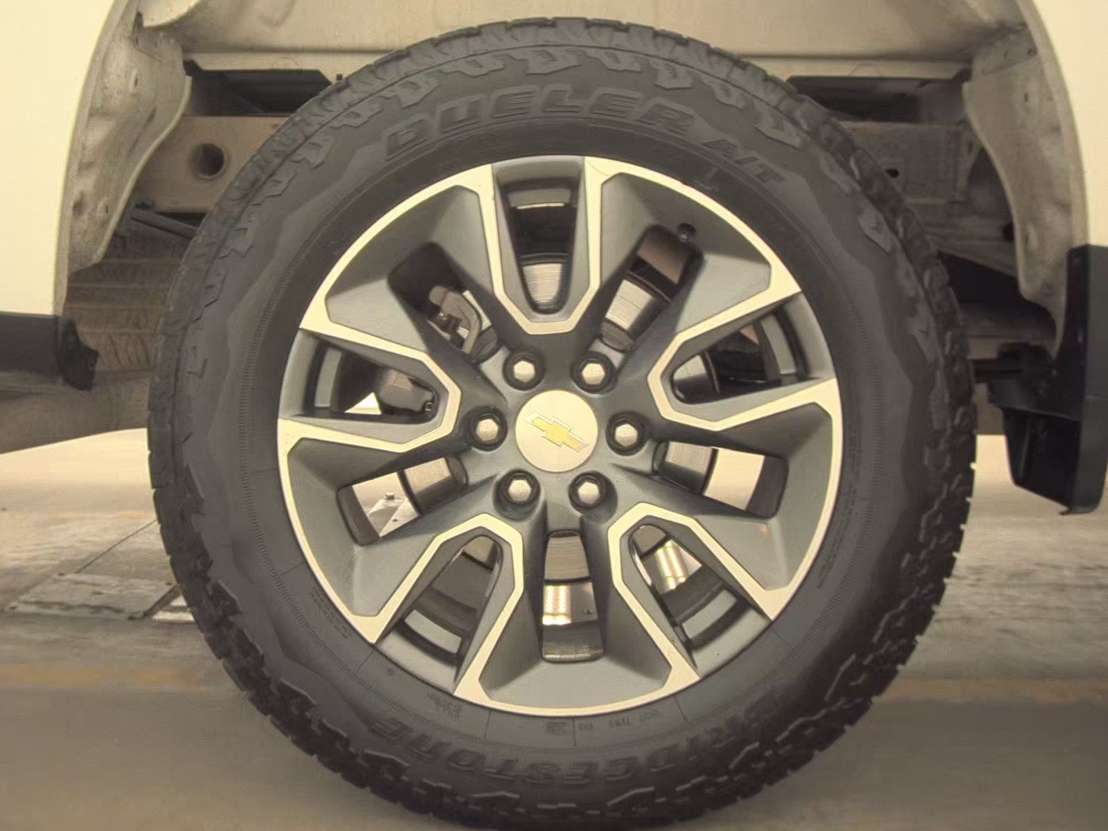 2023 Chevrolet Silverado 1500 LT AWD