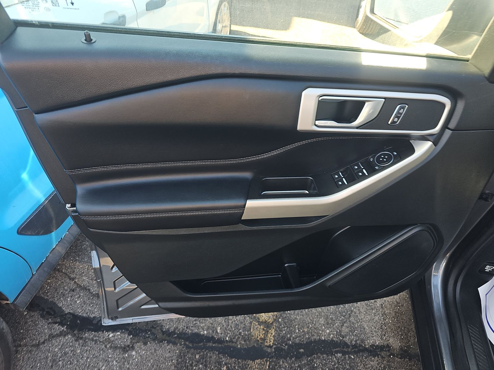 2022 Ford Explorer XLT AWD