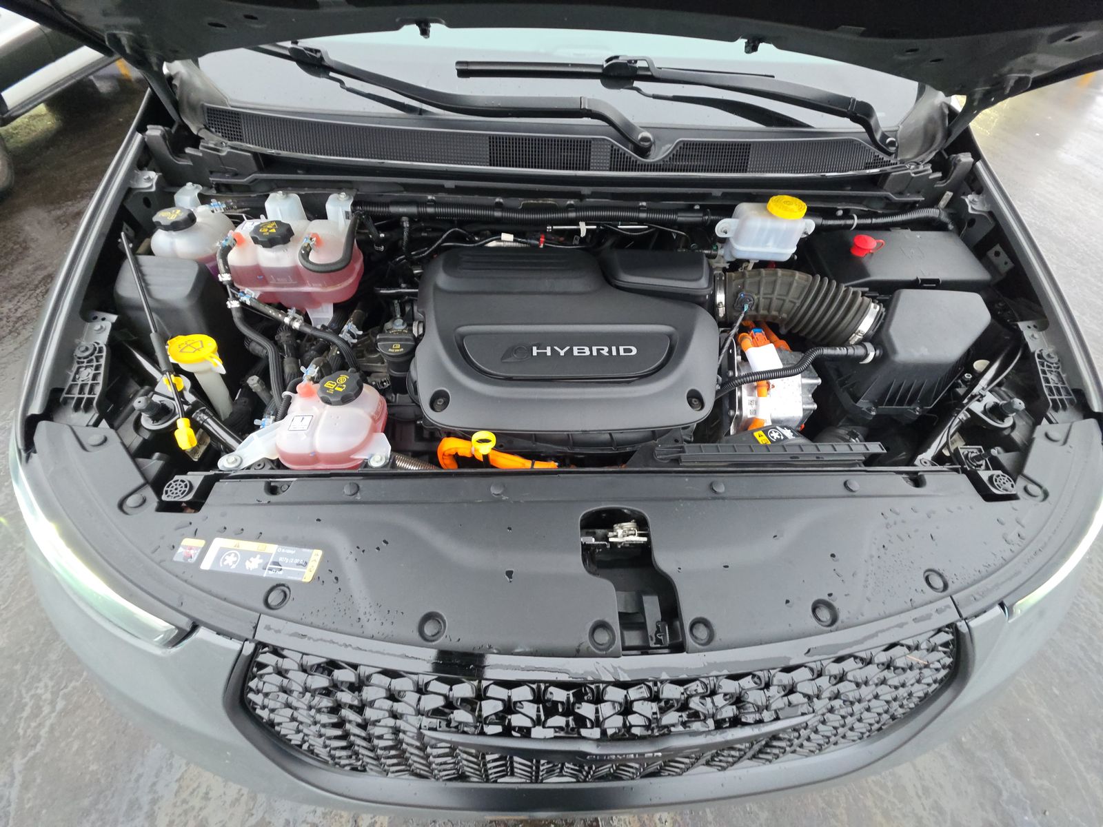 2022 Chrysler Pacifica Hybrid Touring L FWD