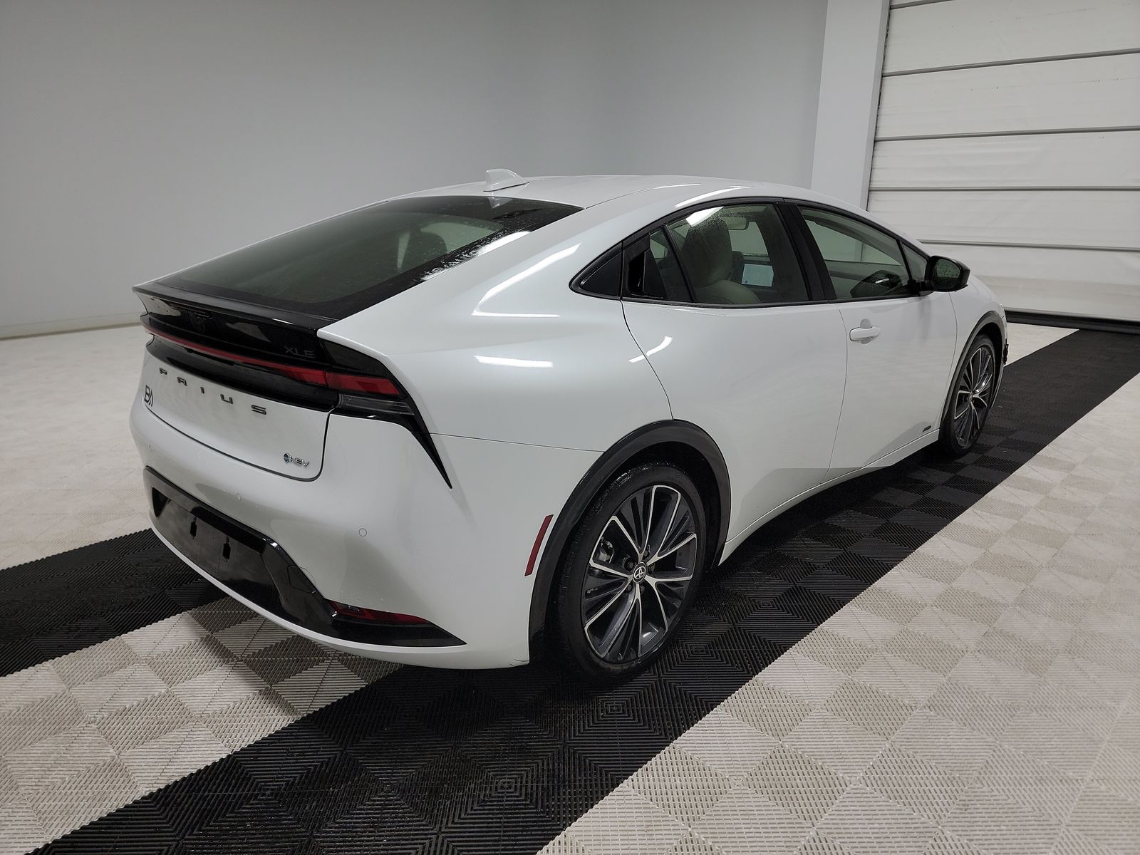 2024 Toyota Prius XLE AWD