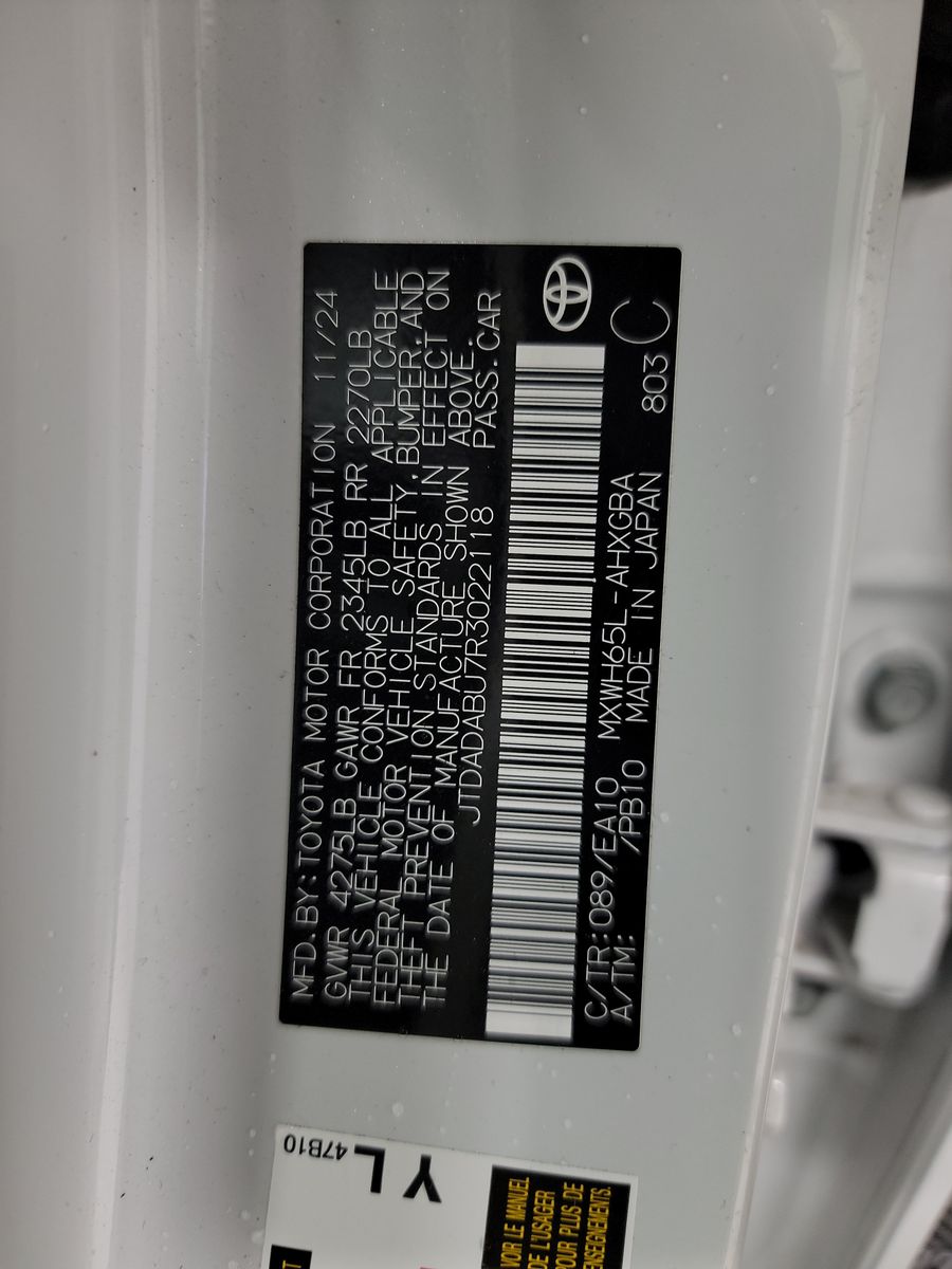 2024 Toyota Prius XLE AWD