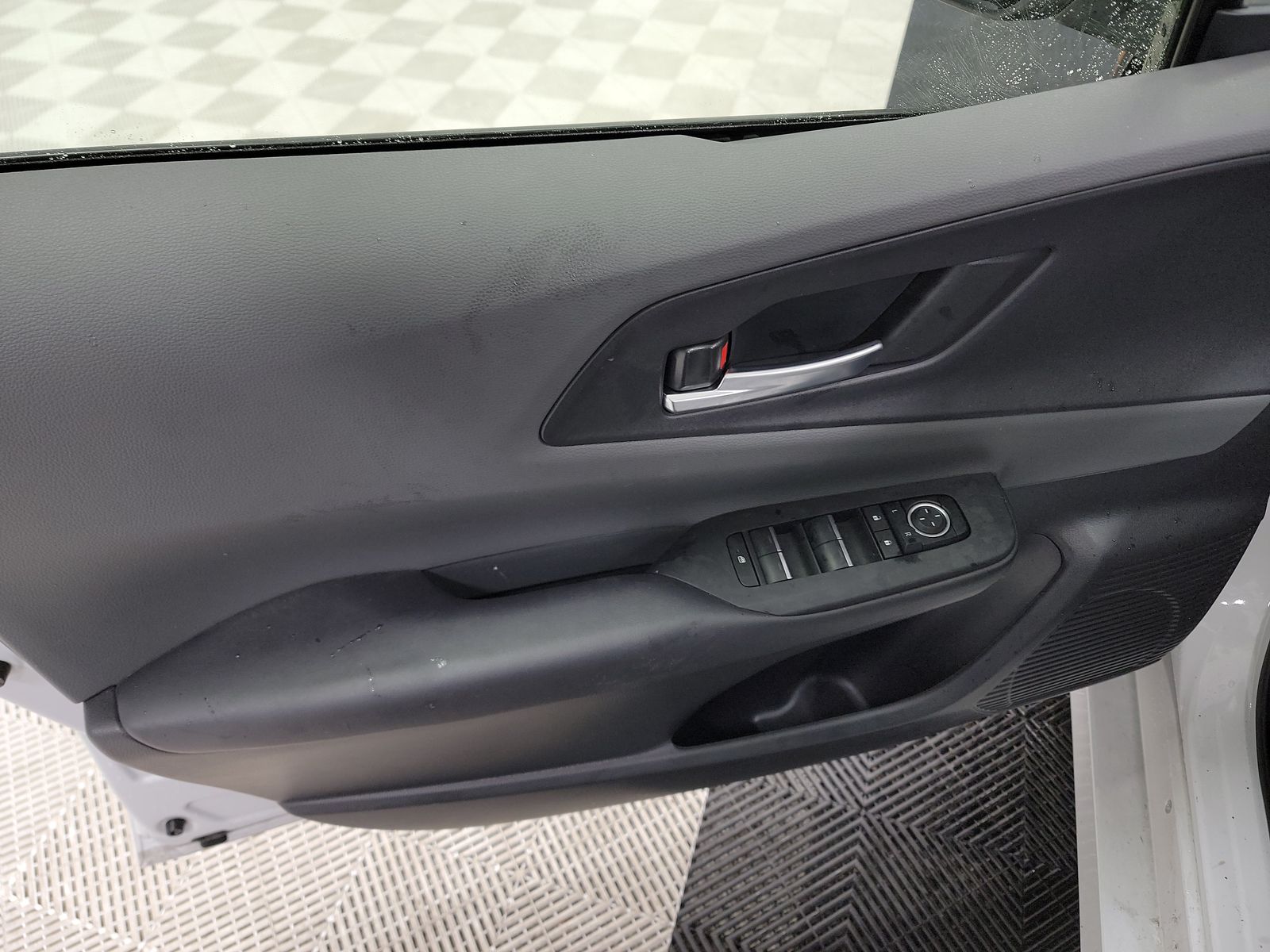 2024 Toyota Prius XLE AWD