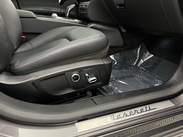 2022 Maserati Ghibli Modena Q4 AWD