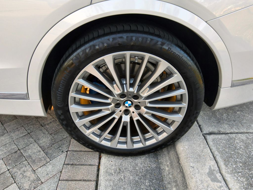 2019 BMW X7 xDrive50i AWD