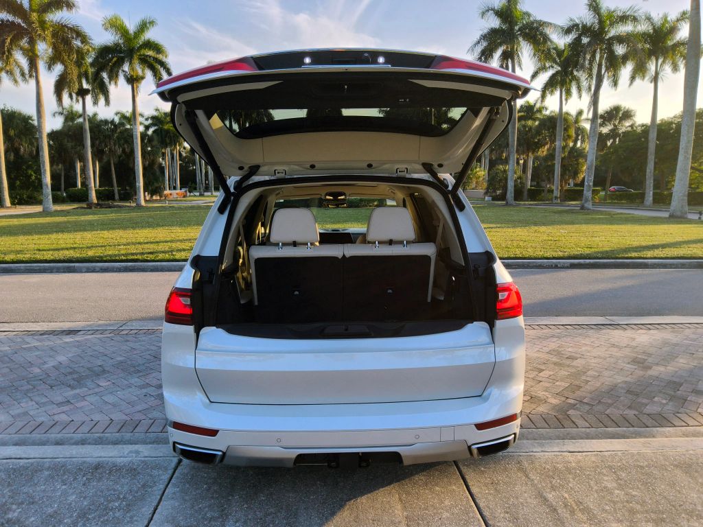 2019 BMW X7 xDrive50i AWD