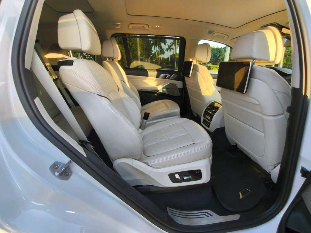 2019 BMW X7 xDrive50i AWD